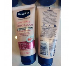 KEM DƯỠNG DA TAY VÀ MÓNG VASELINE Healthy Hands Stronger Nails Lotion 88ml