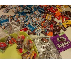 BÁNH SOCOLA MIX HERSHEY KIRLAND M&M - TÁCH LẺ 500 GRAM